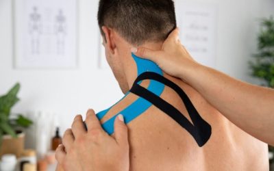 Los vendajes terapéuticos (tiras de colores y otros adhesivos utilizados en Fisioterapia).